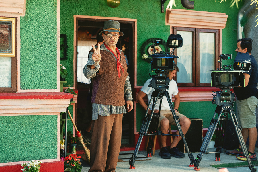 Behind The Scenes - un proiect Gina Buliga