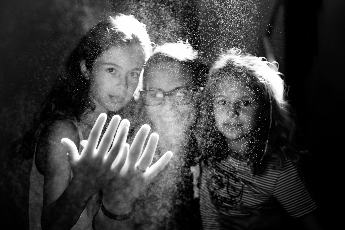 Daughters - un proiect Gina Buliga