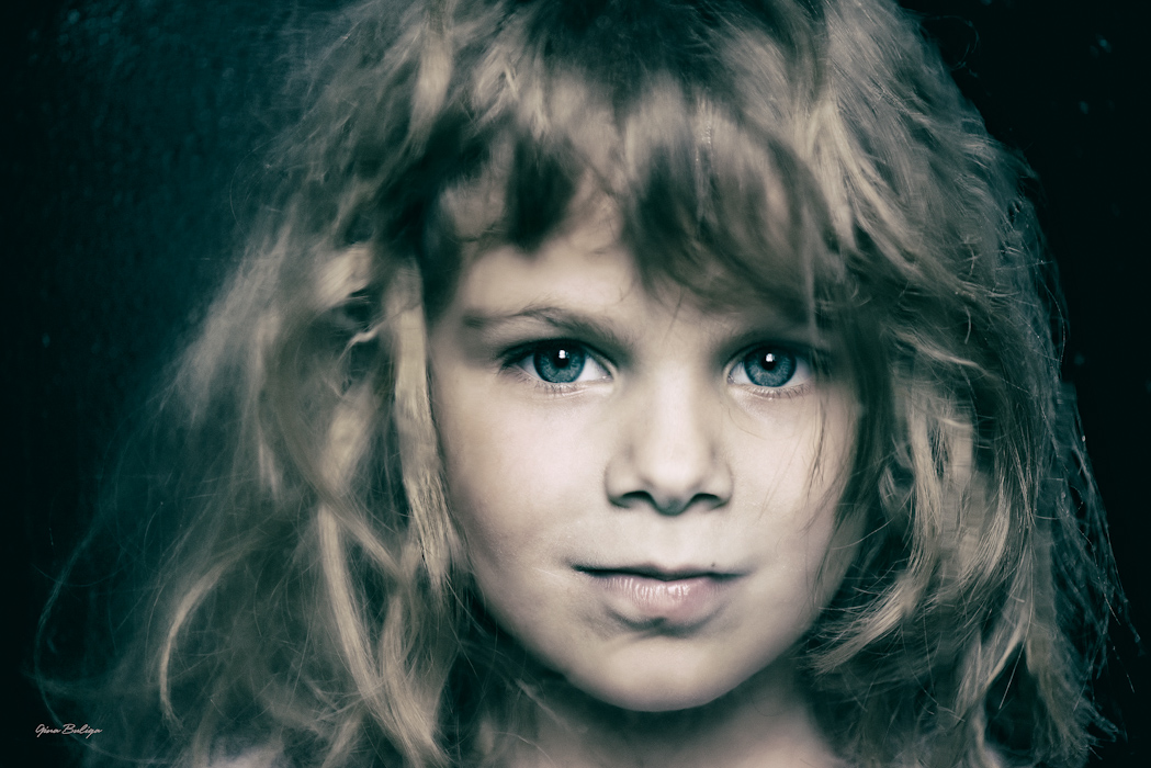 Daughters - un proiect Gina Buliga